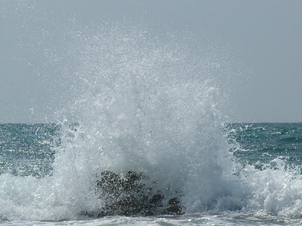 Crestin' waves, by Doug Sutherland Crestin' waves, by Doug Sutherland